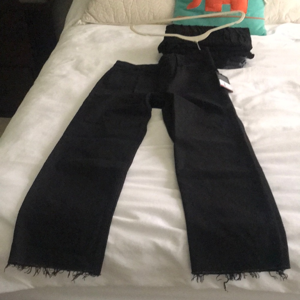 BRAND NEW flattering jeans